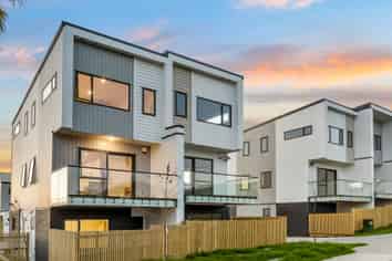 8/58 Hamlin Road, Mount Wellington