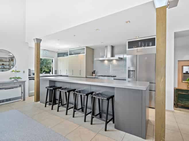 13 Barbados Way, One Tree Point