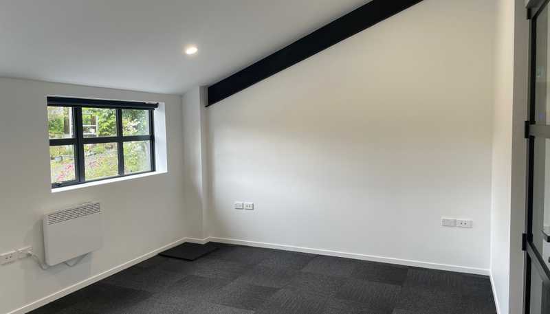 178 Kaikorai Valley Road, Bradford