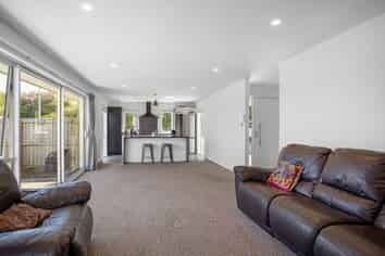 144 High Street, Southbridge