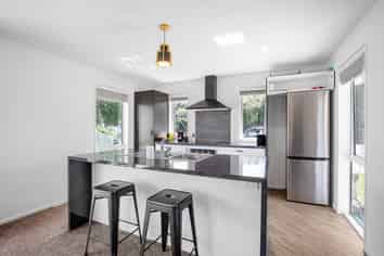 144 High Street, Southbridge