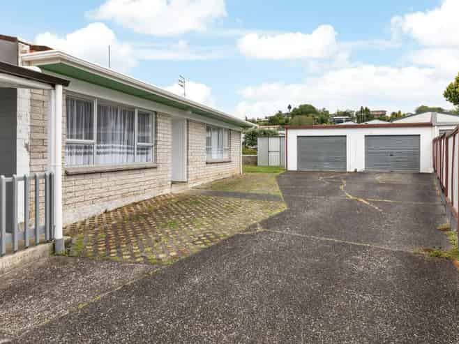 10a Clark Road, Kamo