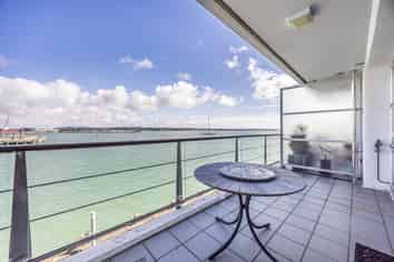 15/145 Quay Street, Auckland Central