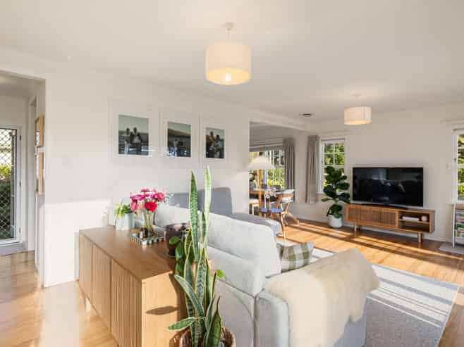 29 Te Anau Place, Glenview