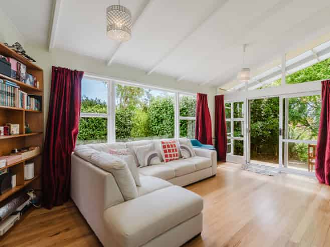 23 Springfield Crescent, Enderley