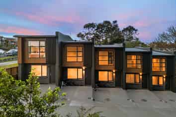 Lot 6/3 Pharlap Drive, Northcross