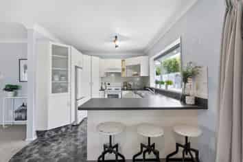 9 Redfern Lane, Glenfield