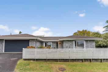 9 Redfern Lane, Glenfield