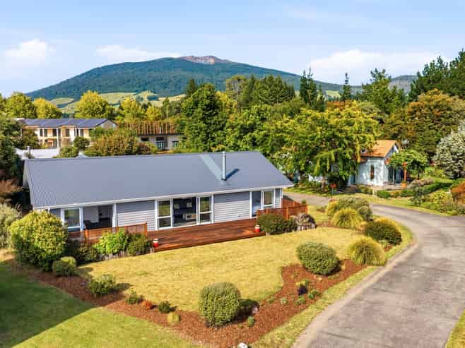 35 Ngahana Place, Turangi