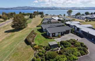 30 Kurapoto Lane, Rainbow Point