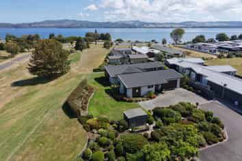 30 Kurapoto Lane, Rainbow Point