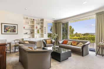 30 Kurapoto Lane, Rainbow Point