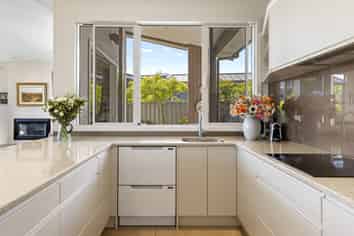 30 Kurapoto Lane, Rainbow Point