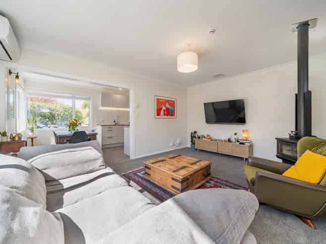 22 Pasadena Crescent, Totara Park