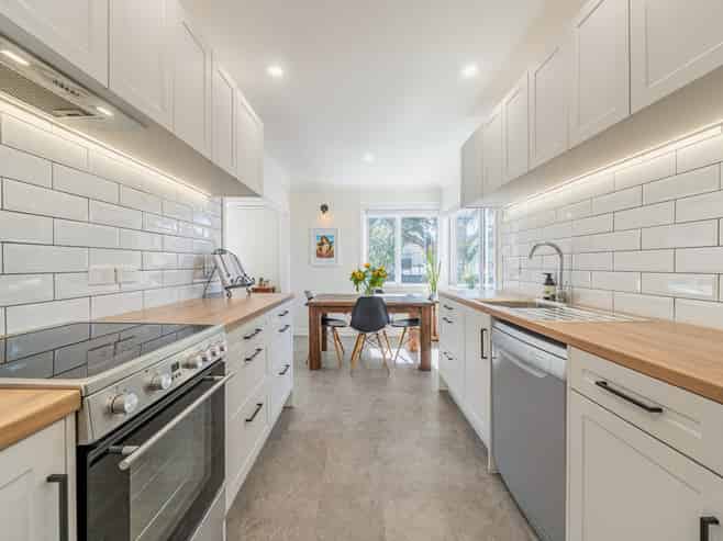 22 Pasadena Crescent, Totara Park