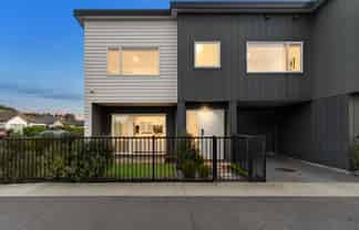 9/2 Tarras Road, Kumeu