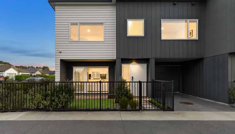 9/2 Tarras Road, Kumeu