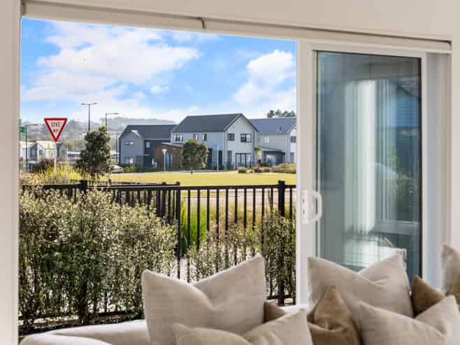 9/2 Tarras Road, Kumeu