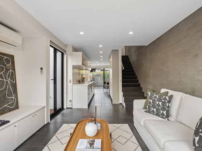 91 Canon Street, Saint Albans