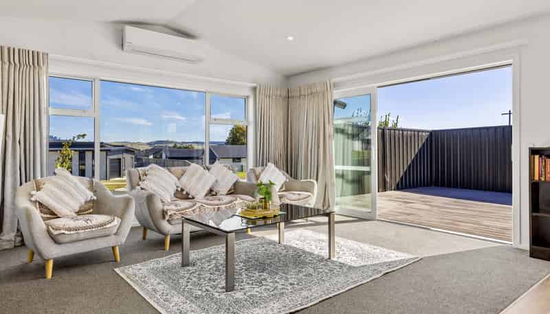 25 Harakeke Drive, Wharewaka