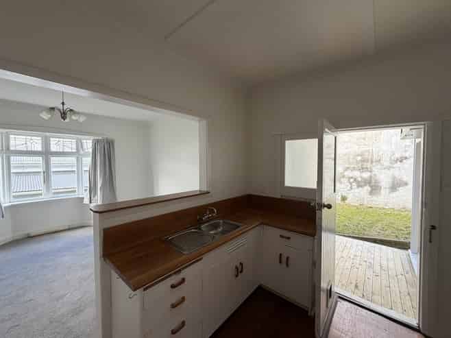 2/44 Northland Road, Northland