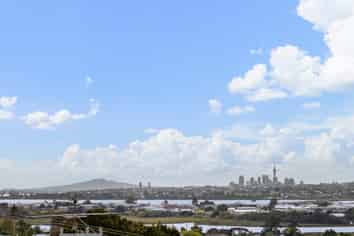 29 Te Atatu Road, Te Atatu South