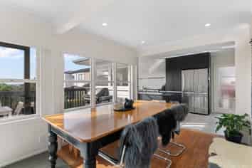 29 Te Atatu Road, Te Atatu South