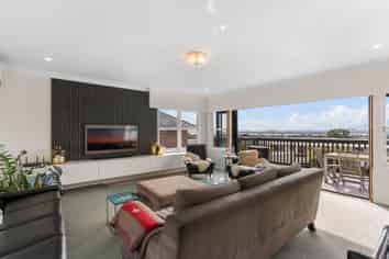 29 Te Atatu Road, Te Atatu South