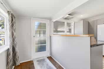 84B Garden Road, Avalon