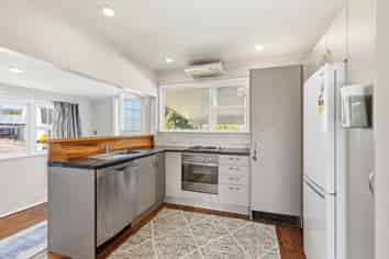 84B Garden Road, Avalon