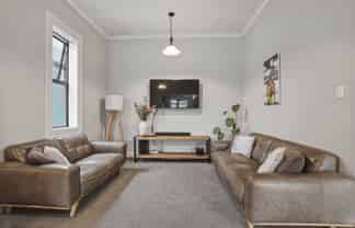 2 Baker Street, Caversham