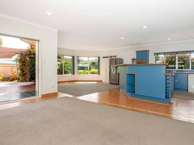 68 Potae Avenue, Lytton West