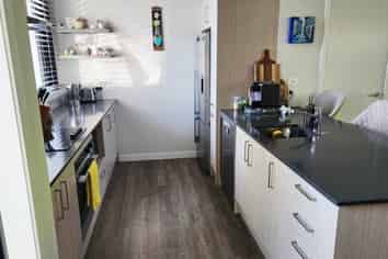 3/4163 Great North Road, Glen Eden