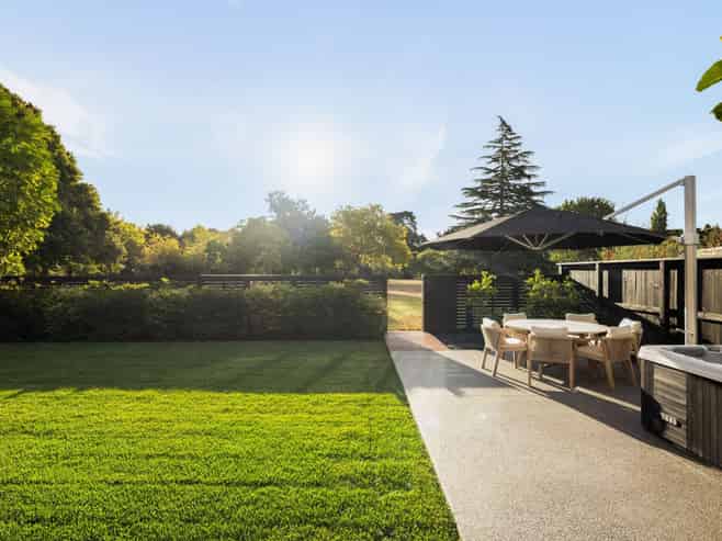 12 Jellicoe Drive, Hamilton East