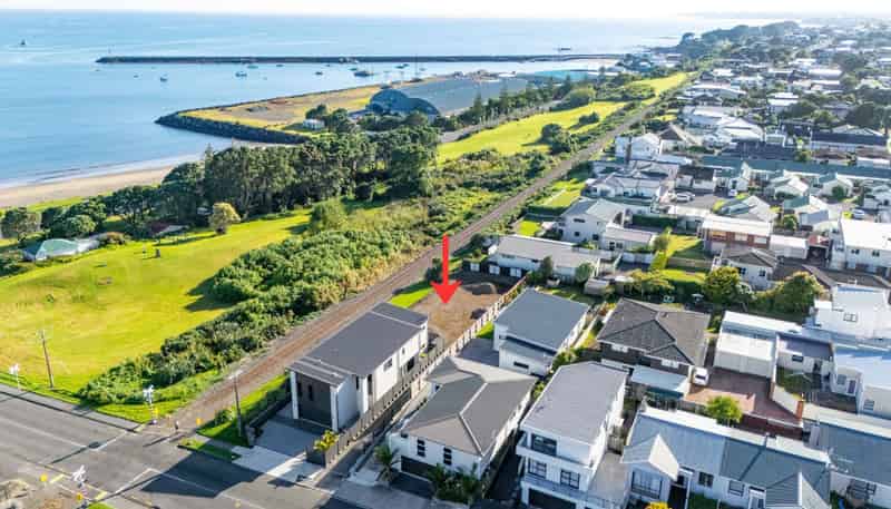 9B Bayly Road, Moturoa