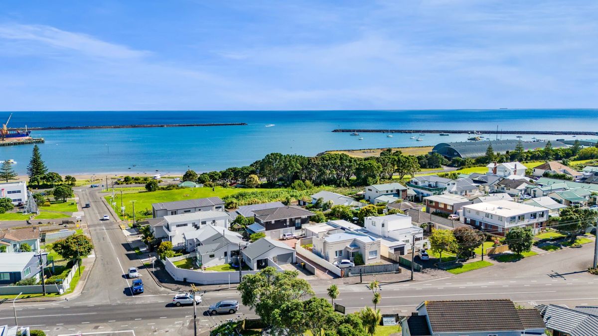 Res B section - Unobstructed sea views - Skats 2