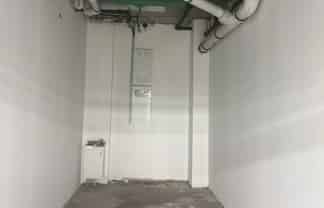 Office Space Steps from Manukau Mall