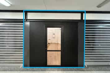 Office Space Steps from Manukau Mall