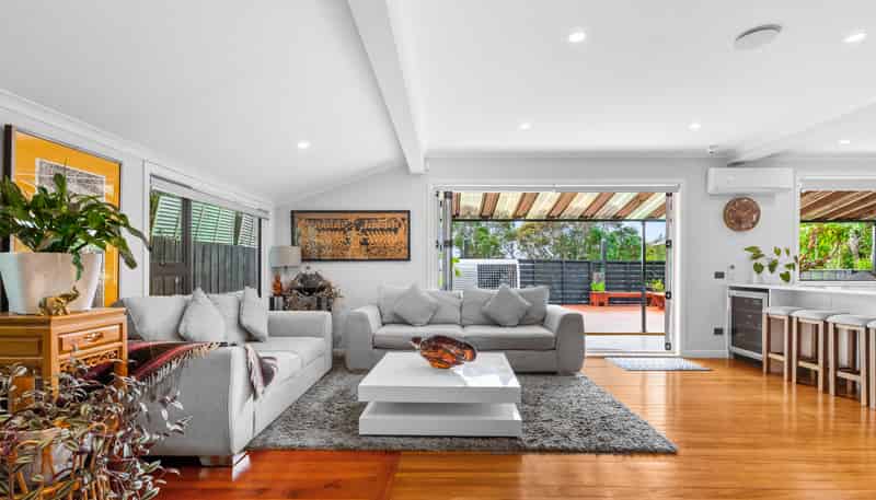 9 Burnham Road, Waitakere