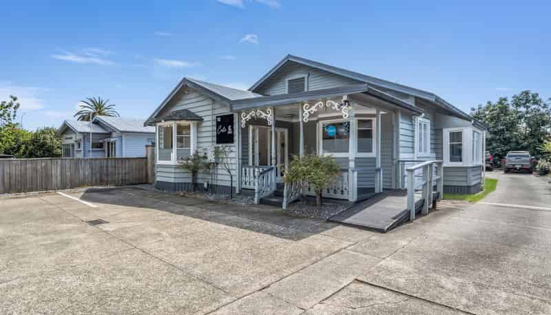 10 Domain Road, Whakatane