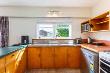 82 Guy Street, Dannevirke