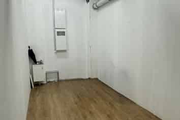 Retail Space Steps from Manukau Mall