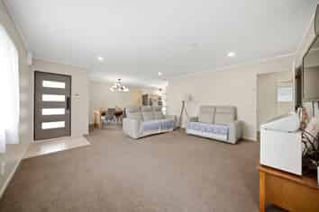 30 Ginders Drive, Massey