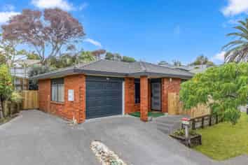30 Ginders Drive, Massey