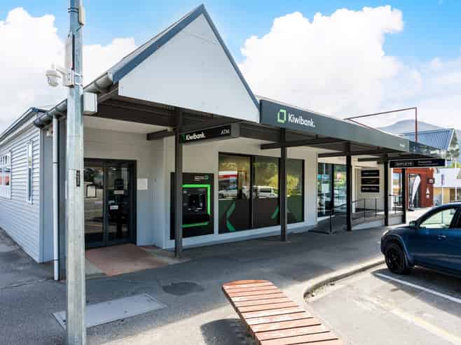 Large Town Centre Investment with Upside