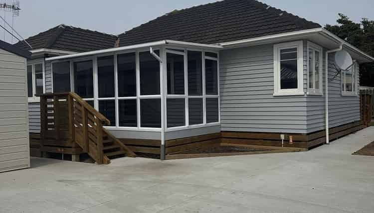 616A Queen Street East, Levin