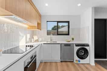 8/44 Avenue Road, Otahuhu