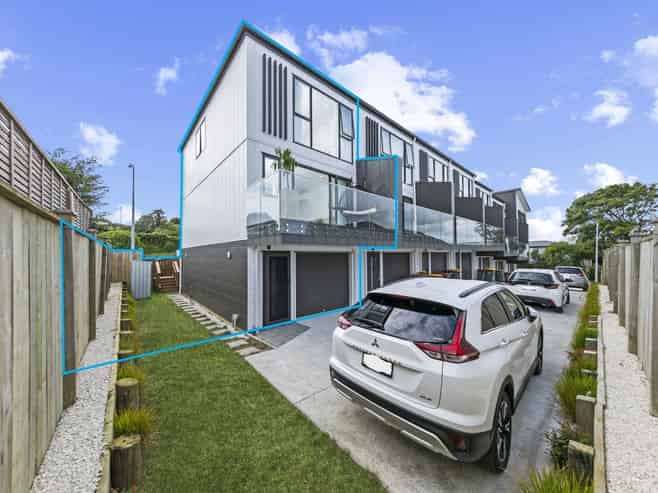  7/27 Carole Crescent, Pakuranga