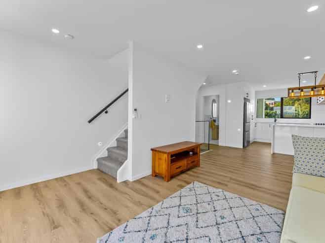  7/27 Carole Crescent, Pakuranga