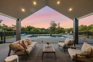 42 Phillips Drive, Pyes Pa